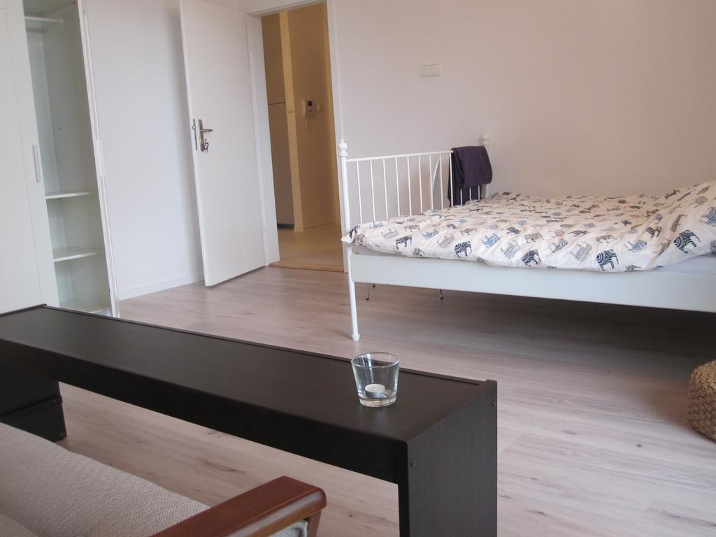 Inceety Studio Apartamento Varsovia Habitación foto
