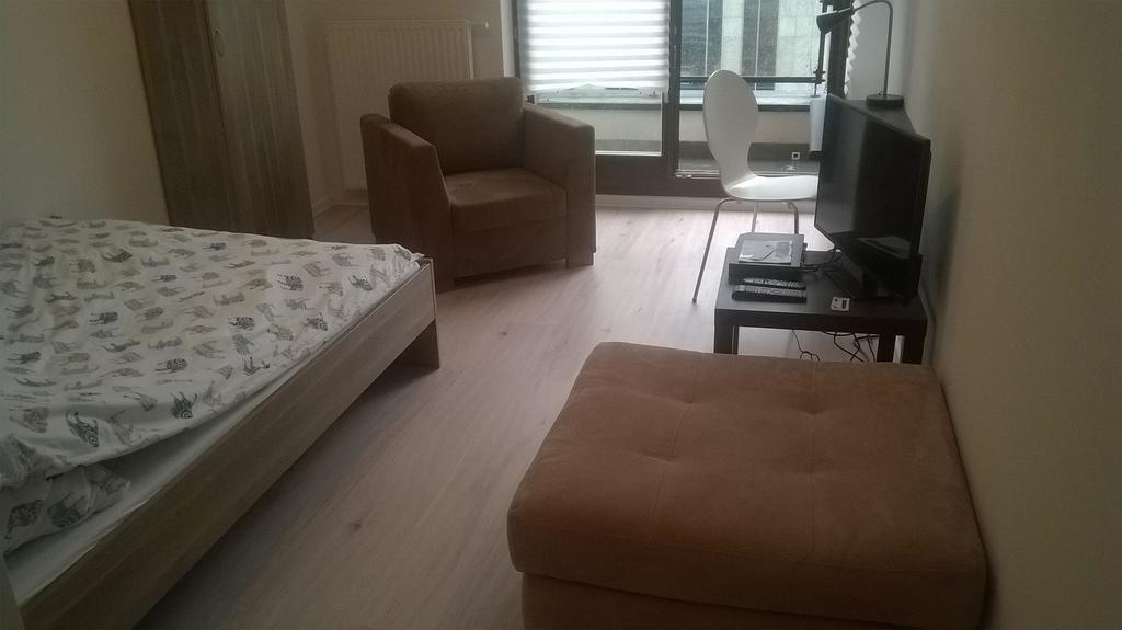 Inceety Studio Apartamento Varsovia Exterior foto