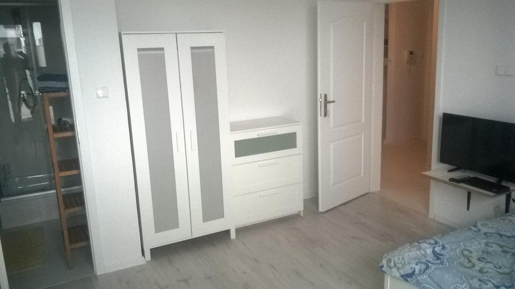 Inceety Studio Apartamento Varsovia Exterior foto