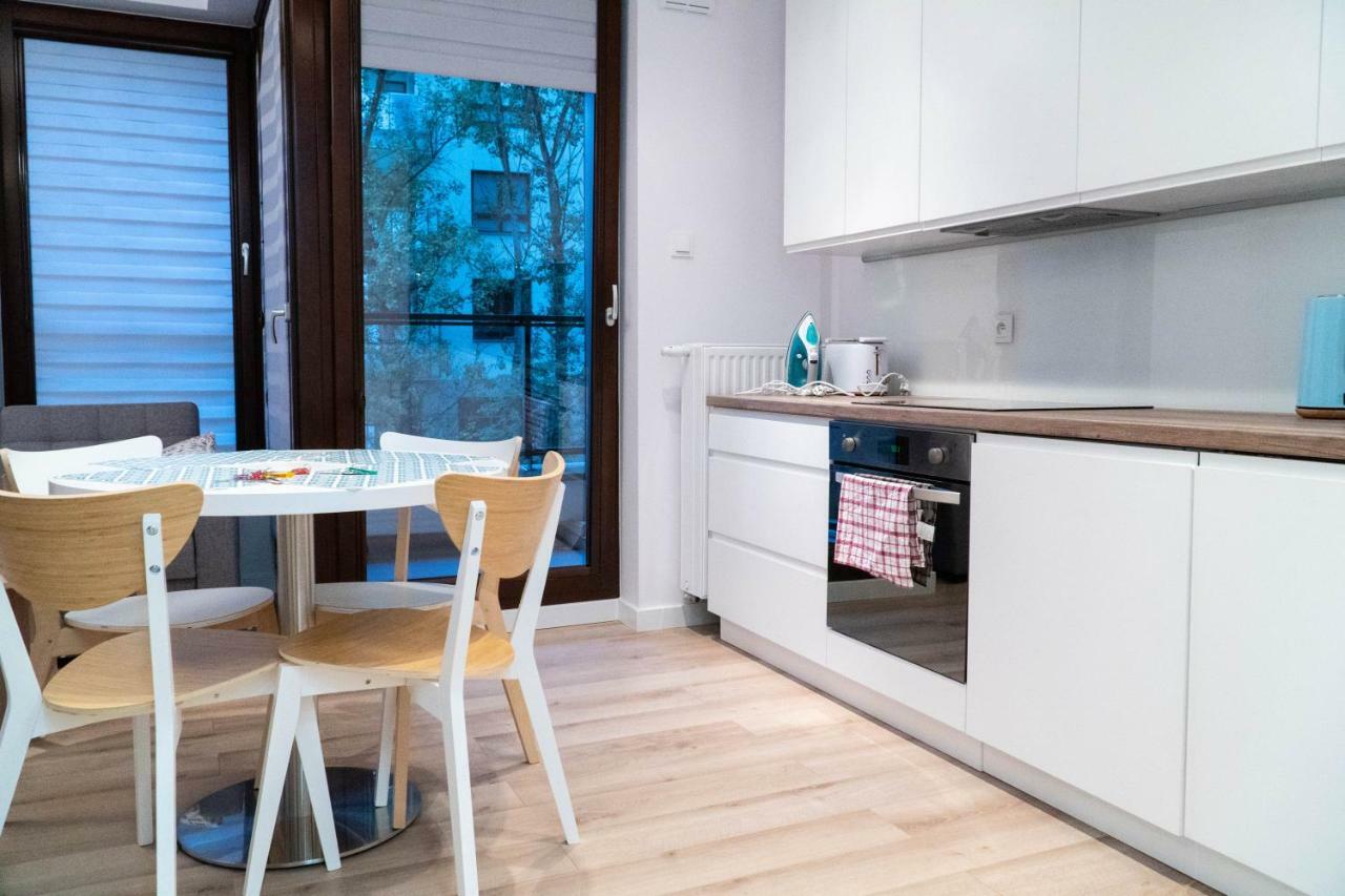 Inceety Studio Apartamento Varsovia Exterior foto